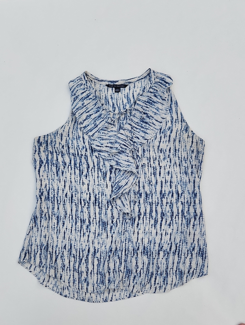 ​Zac & Rachel Blue & White Abstract Print Sleeveless Ruffle Top L